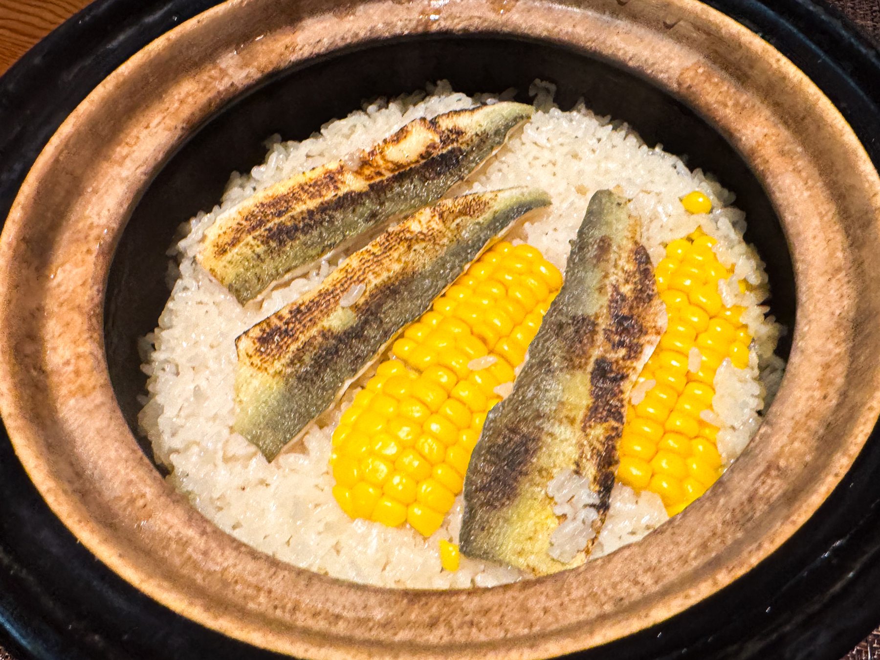とうもろこしの釜飯